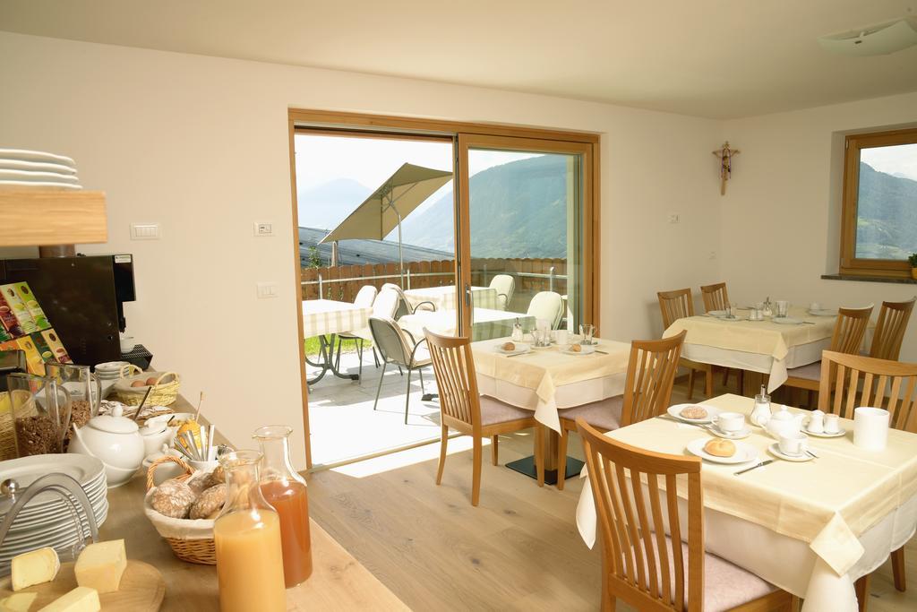 Krebishof Agriturismo Schenna Room photo